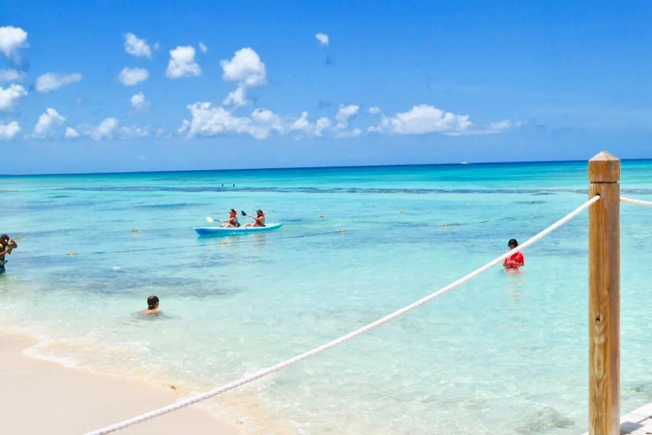 Beach Day @Cadaquescaribe Bayahibe Apartment