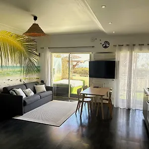 Studio Front De Mer A 10Metres De La Plage Appartamento Villeneuve-Loubet