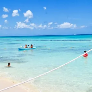 A Little Gem @cadaquescaribe Appartamento Bayahibe